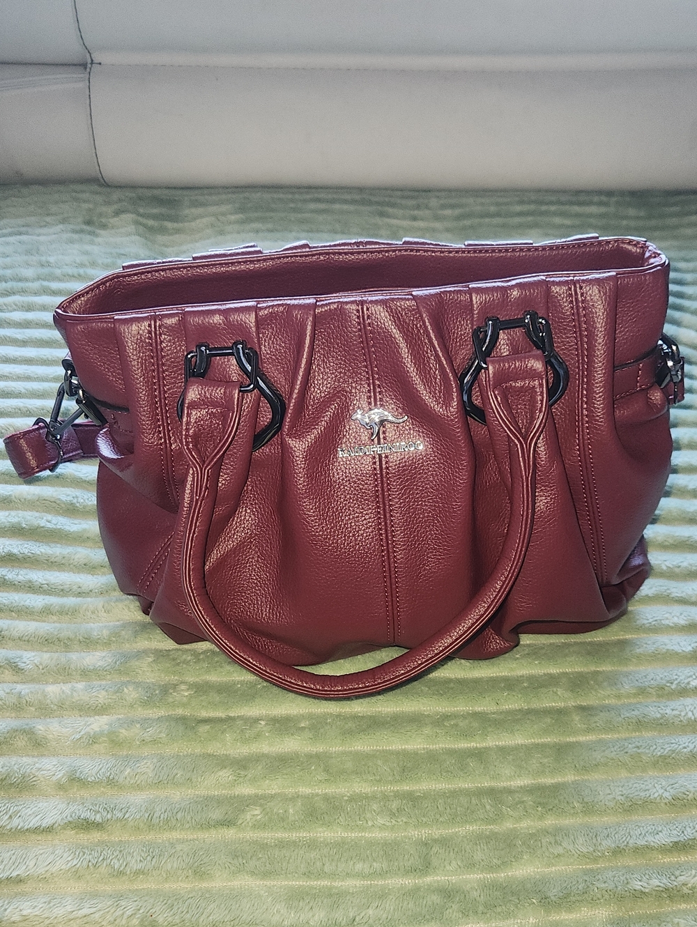 Women's Burgundy Shoulder Bag